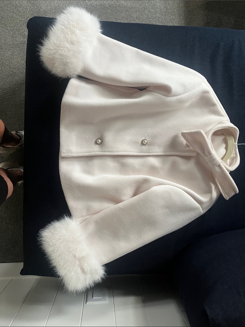 Elegant Women's Cream Coat with Faux Fur Cuffs
